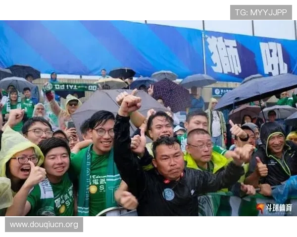 立即获取斗球体育手机版官方正版免费下载，畅玩多样体育赛事内容